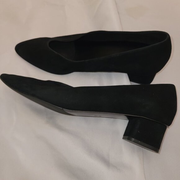 Vaneli Size 12 Black Suede Pumps - Picture 5 of 9